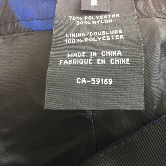 Black and Blue flower print Skirt - Picture 6 of 6